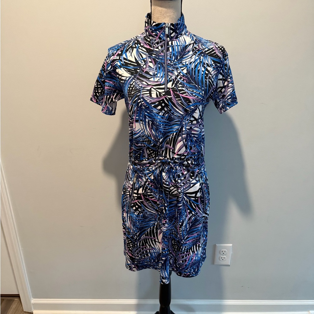 Tail Short Sleeve Blue Black White Pink Patterned Golf Dress